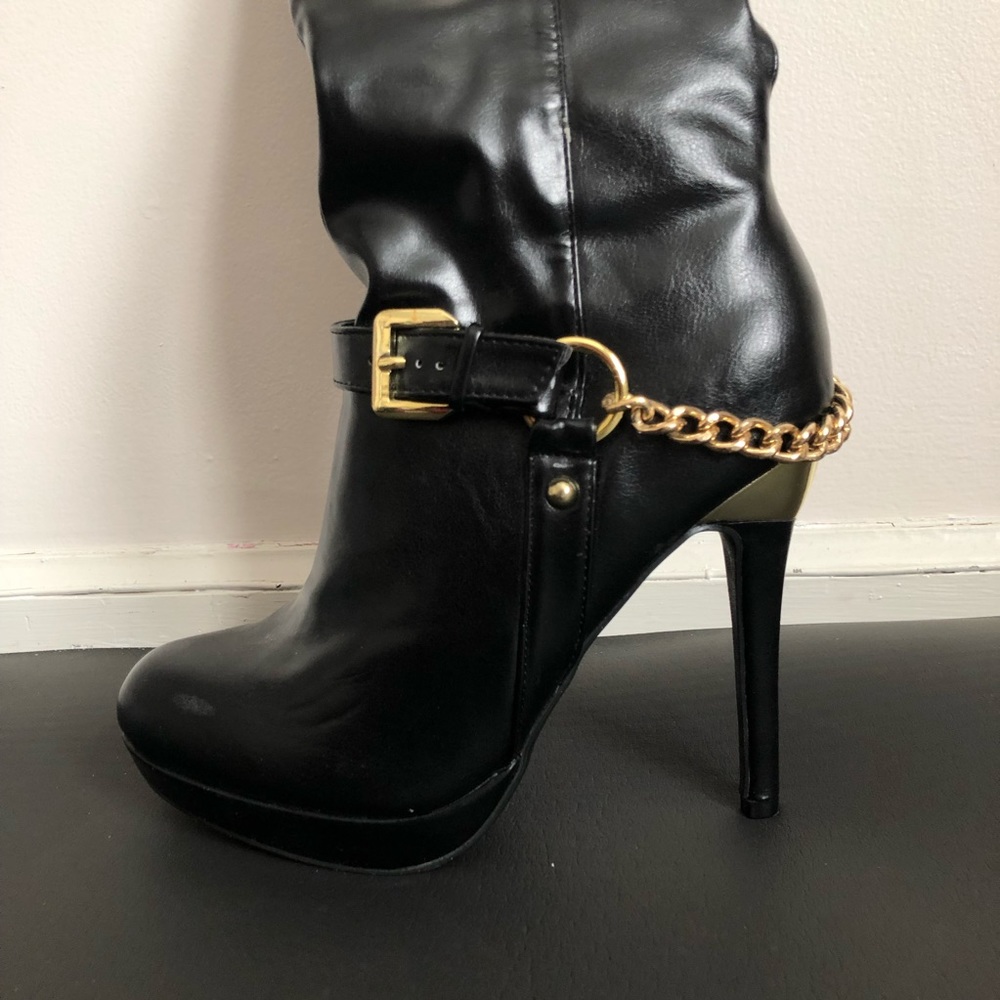 Black Leather Knee-high Heel Boot with Gold Chains
